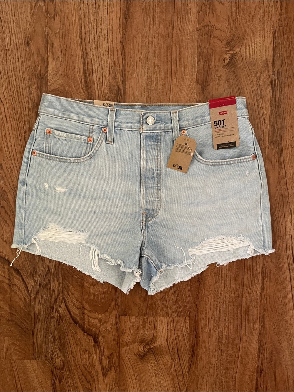 NWT Levi’s 501 Denim Shorts NEW